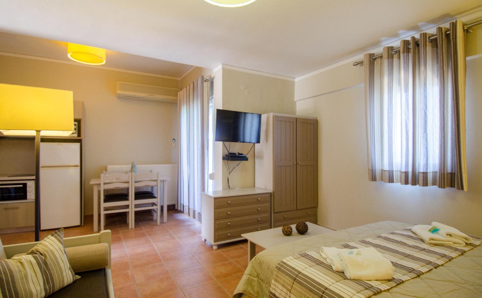 Plaka Studios Karfas Oda fotoğraf